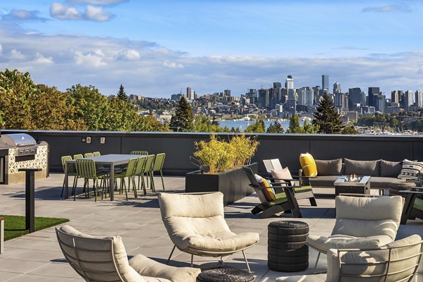 rooftop deck at Broadstone Vin Apartments