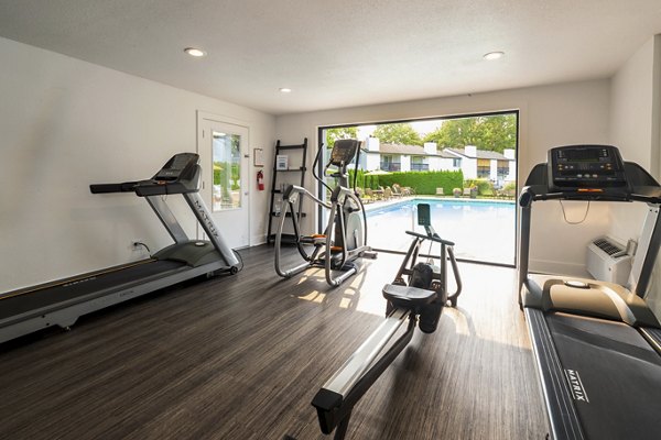 State-of-the-art fitness center with modern equipment at Sedona at Bridgecreek Apartments