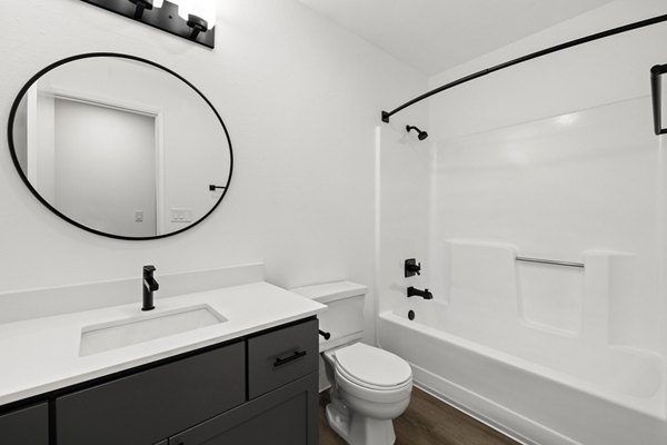 bathroom at Silver Oak Apartments