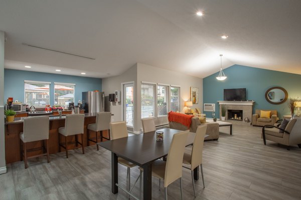 Clubhouse featuring modern seating and communal workspaces at Silver Oak Apartments
