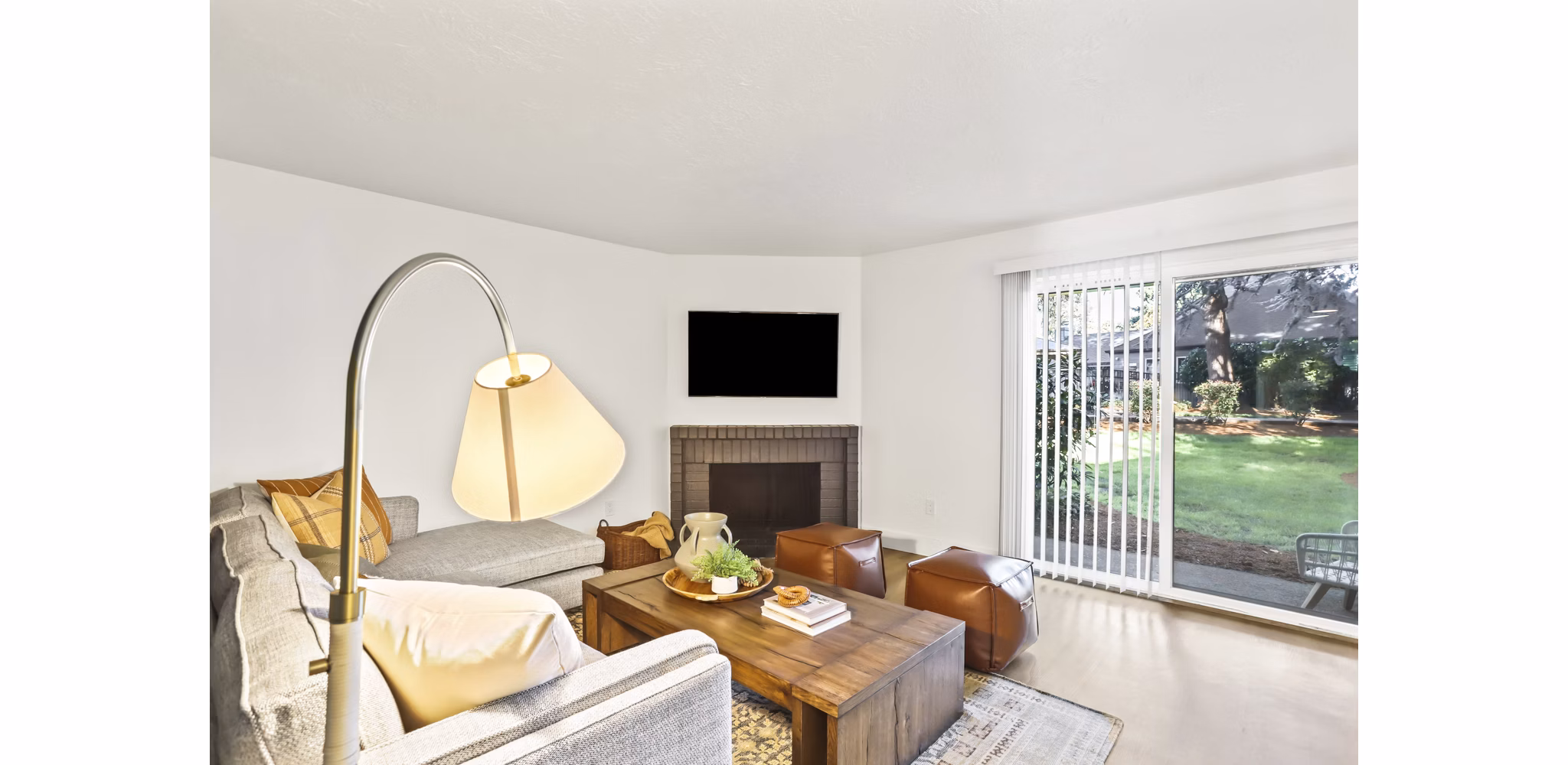 living room at Silver Oak Apartments