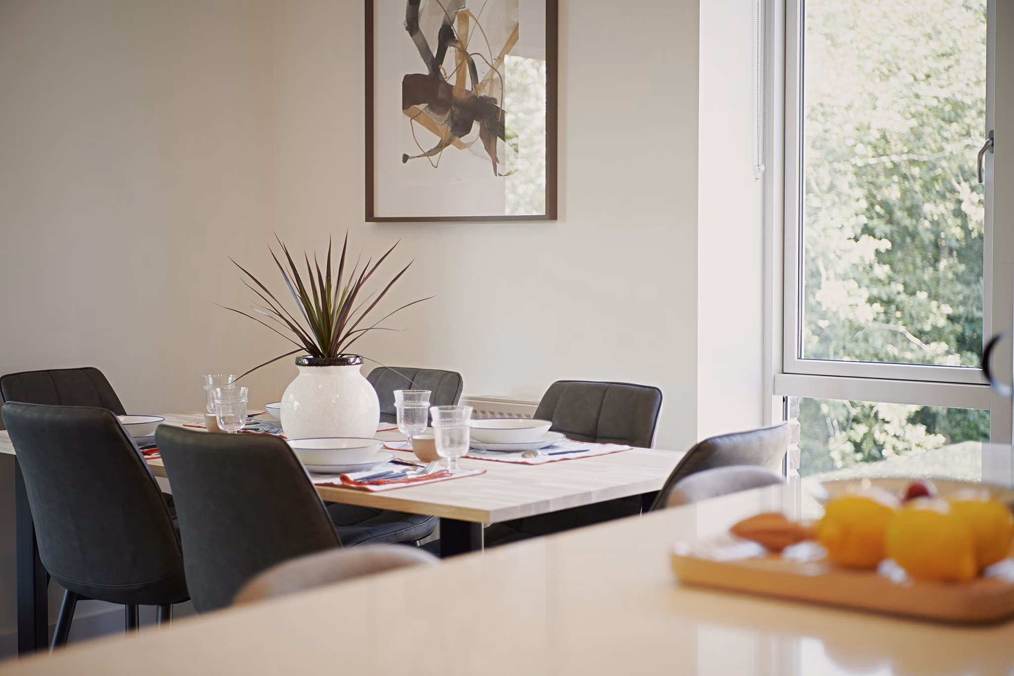 dining area at Griffith Wood Apartments