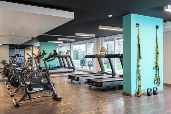 fitness center at Ronda Lo Ovalle Apartments