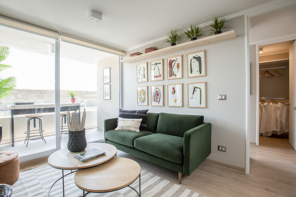 living room at Ronda Lo Ovalle Apartments