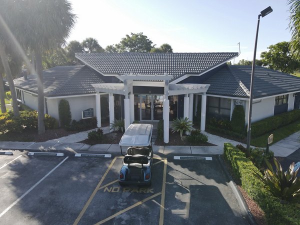 Clubhouse featuring modern design and cozy seating at Cielo Point Apartments