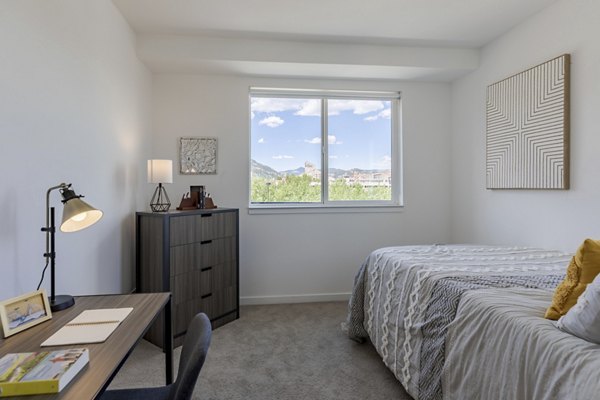 bedroom at Union 9Seventy Apartments