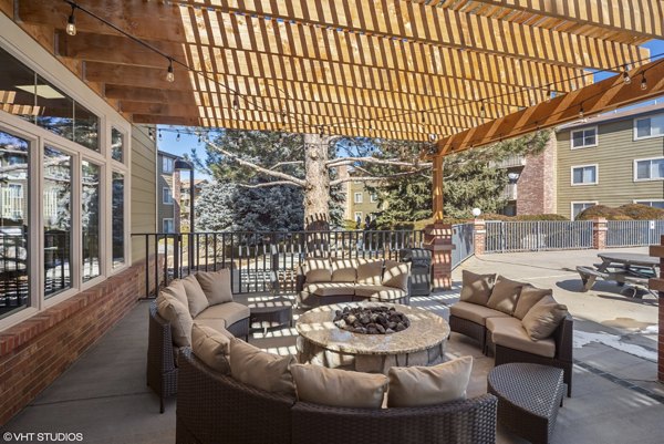 Glen at the Park Apartments: Cozy outdoor fire pit area for relaxation