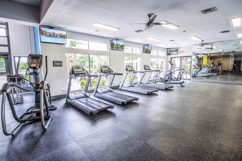 Fitness center featuring state-of-the-art equipment at The Retreat at Vista Lake Apartments