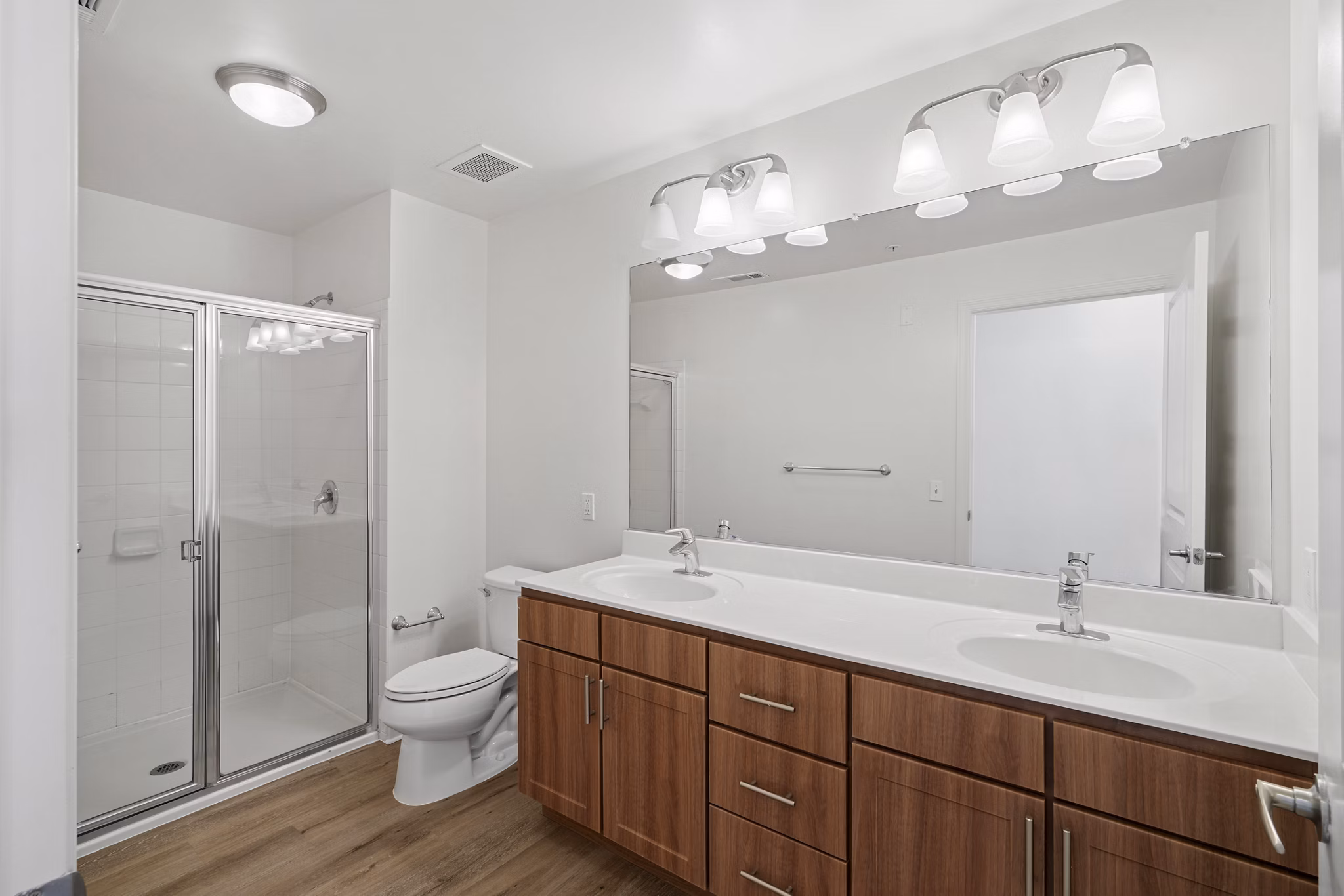 bathroom at Terraces on the Hudson Apartments