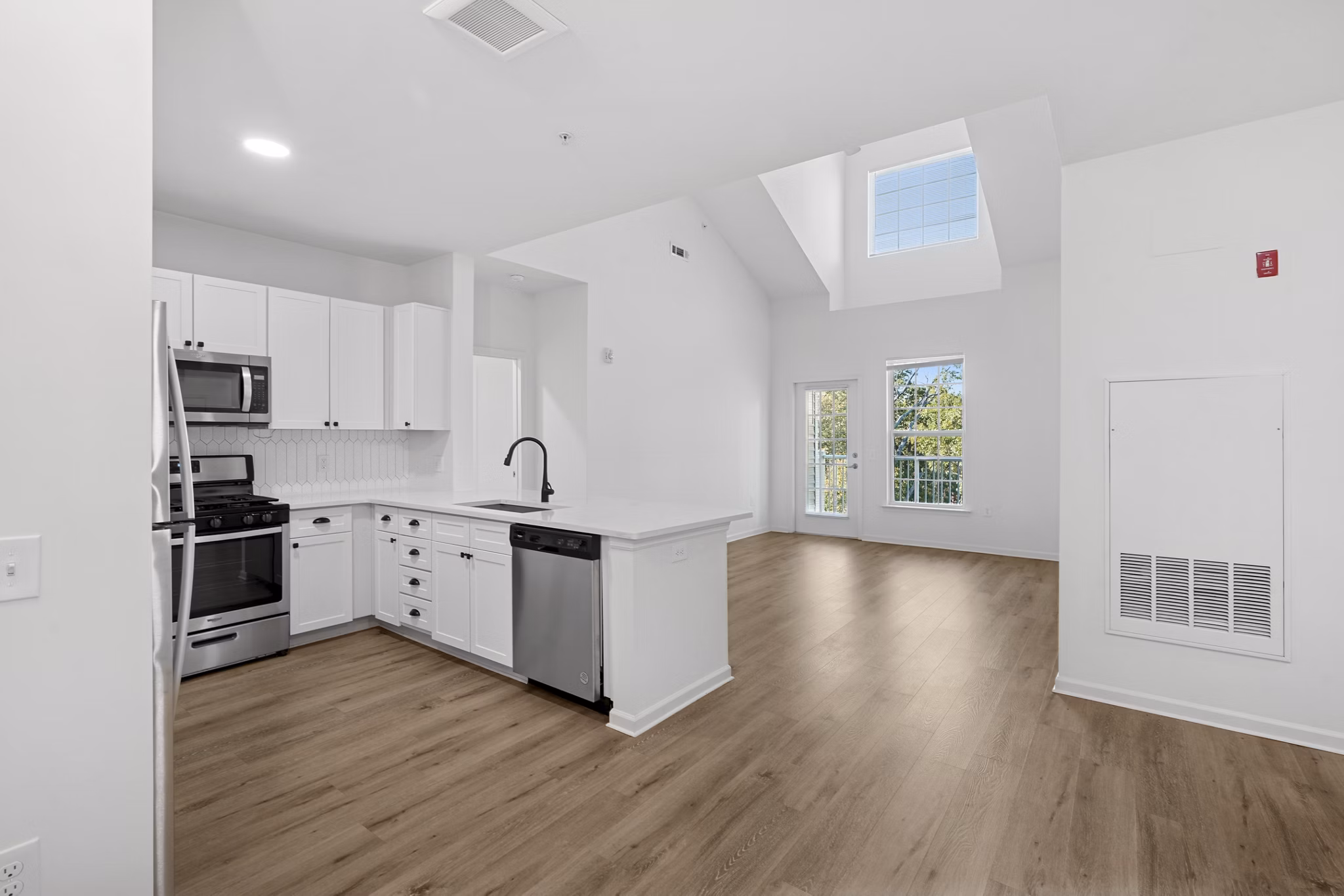 kitchen at Terraces on the Hudson Apartments