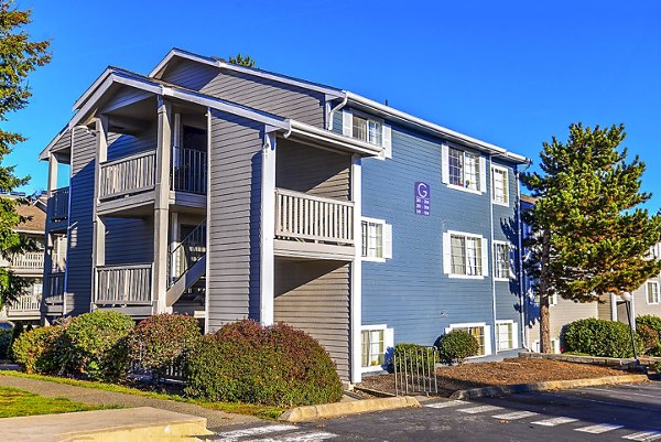 building/exterior at 1202 Pearl Apartments