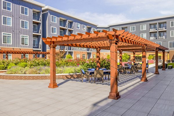Riverwalk Apartments: Stylish patio area with modern furnishings at Icon luxury apartments