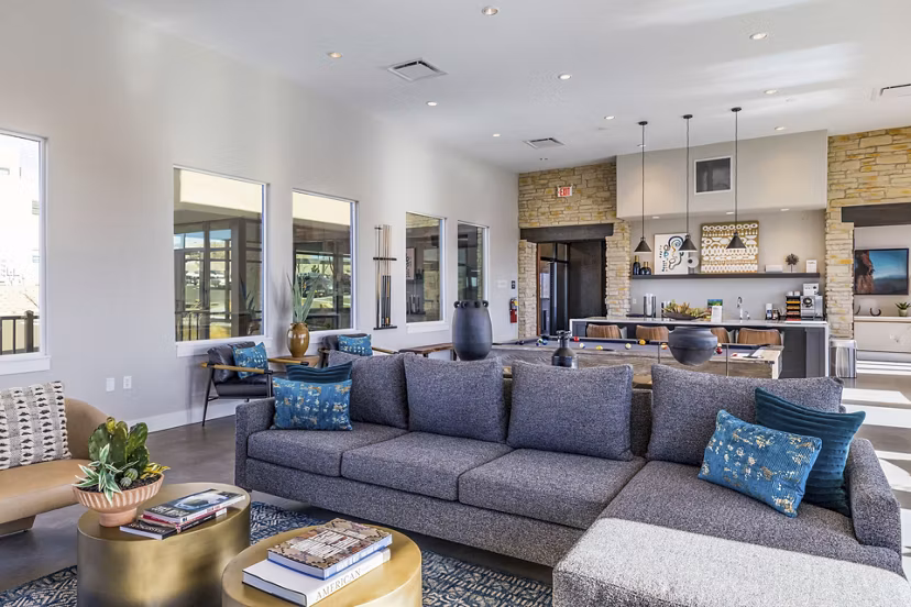 clubhouse at Turquesa Apartments
