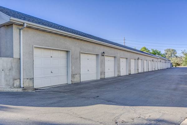 garage/covered parking at River Oaks Apartment & Suites Apartments
