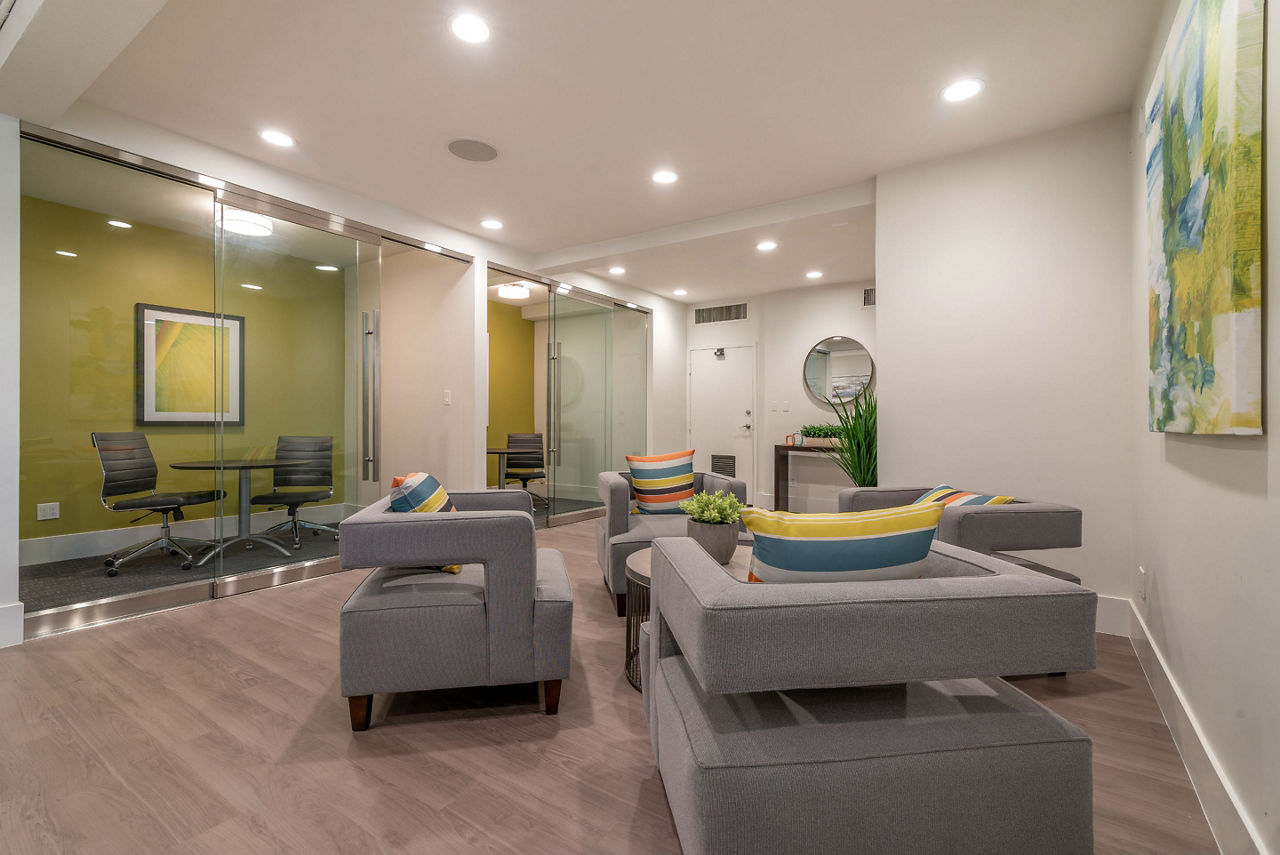Lounge at Towne At Glendale