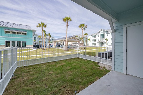 patio at Tide on 35 Apartments