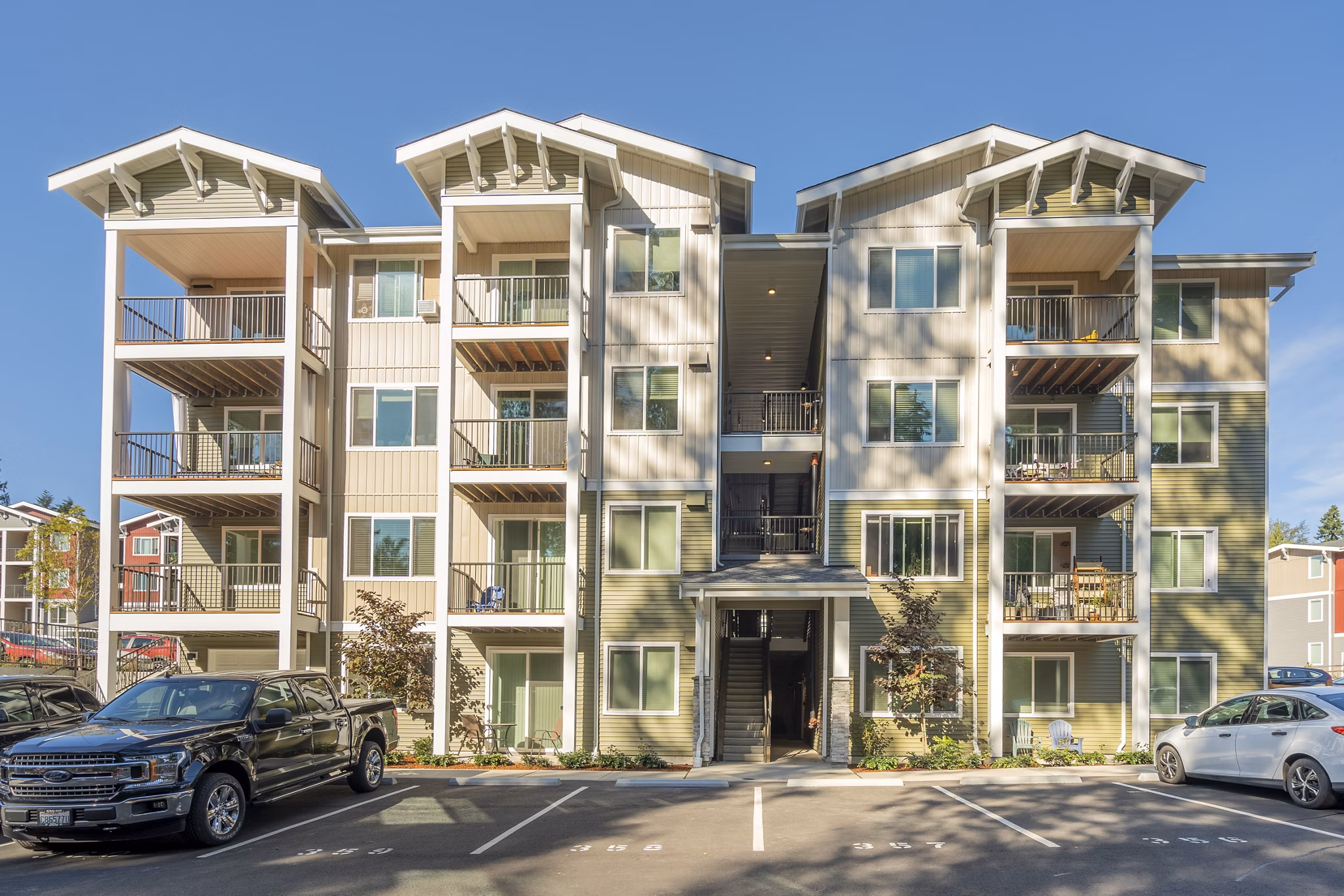 Park on 20th Apartments: Modern luxury apartment with sleek design and lush landscaping in the heart of Greystar community