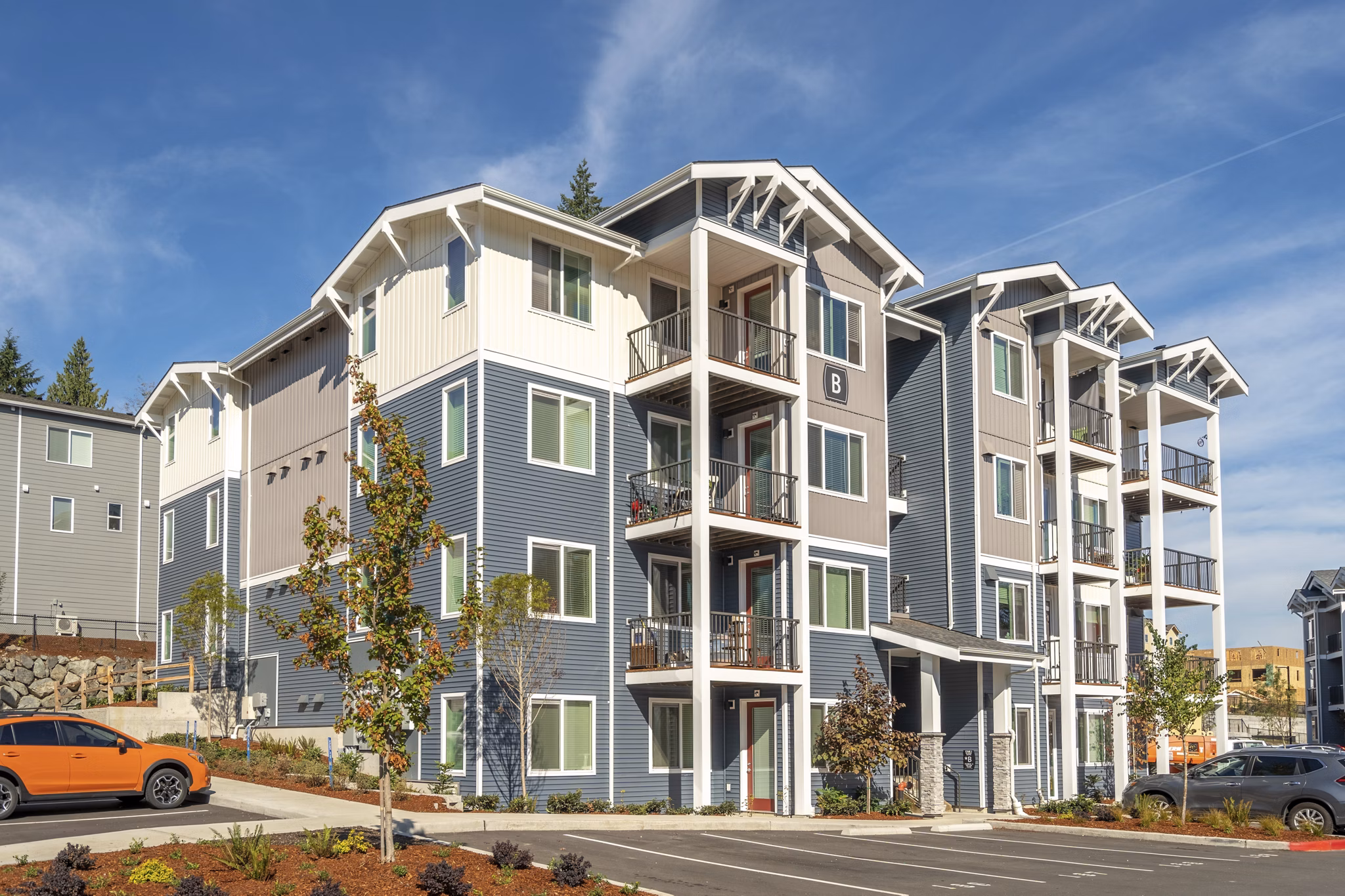 Park on 20th Apartments: Contemporary design with lush landscaping in a prime urban location