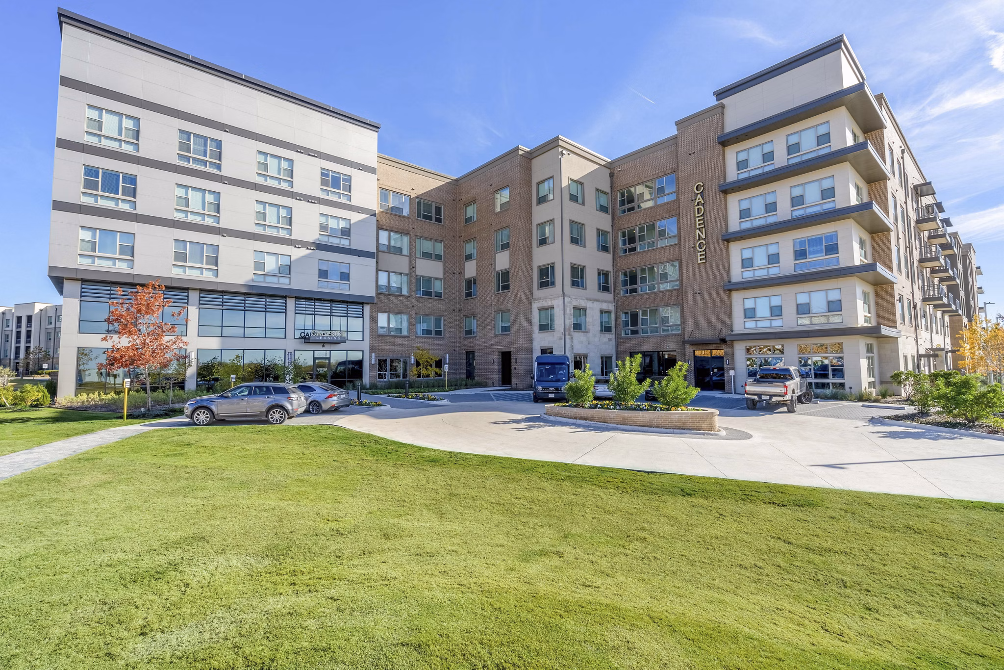 Cadence at Frisco Station: Modern luxury apartments with sleek design in Frisco, Texas