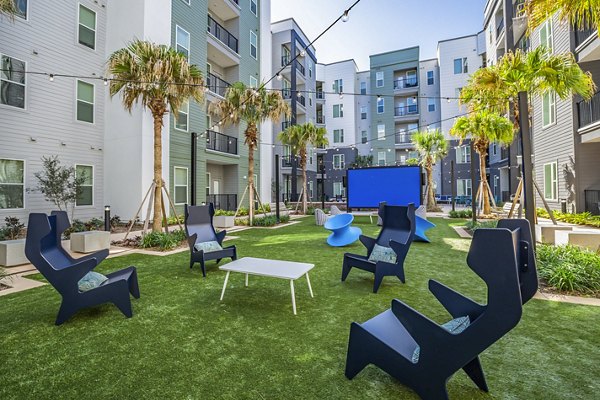 patio at The Accolade Collegiate Village West Apartments