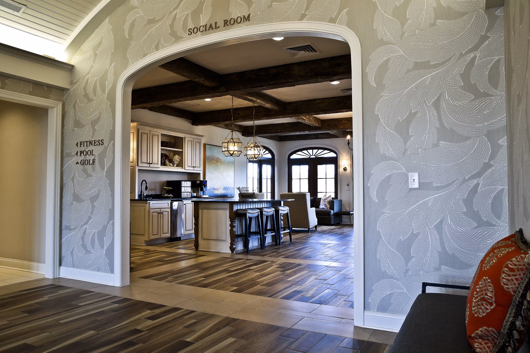 Clubhouse at Savannah West Apartments featuring elegant lounge areas and modern design elements for luxury living in Kansas City