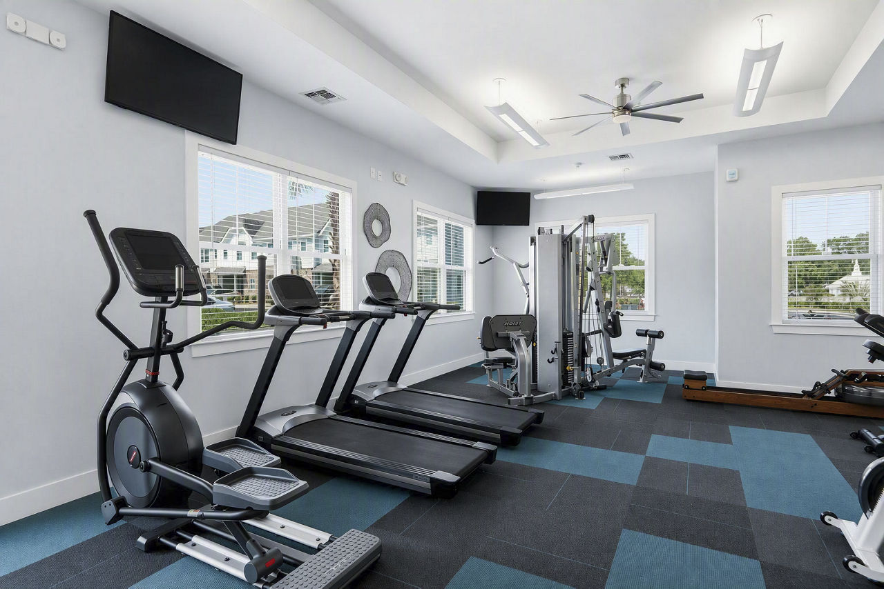 Gym at The Arden Apartments (3 of 4)