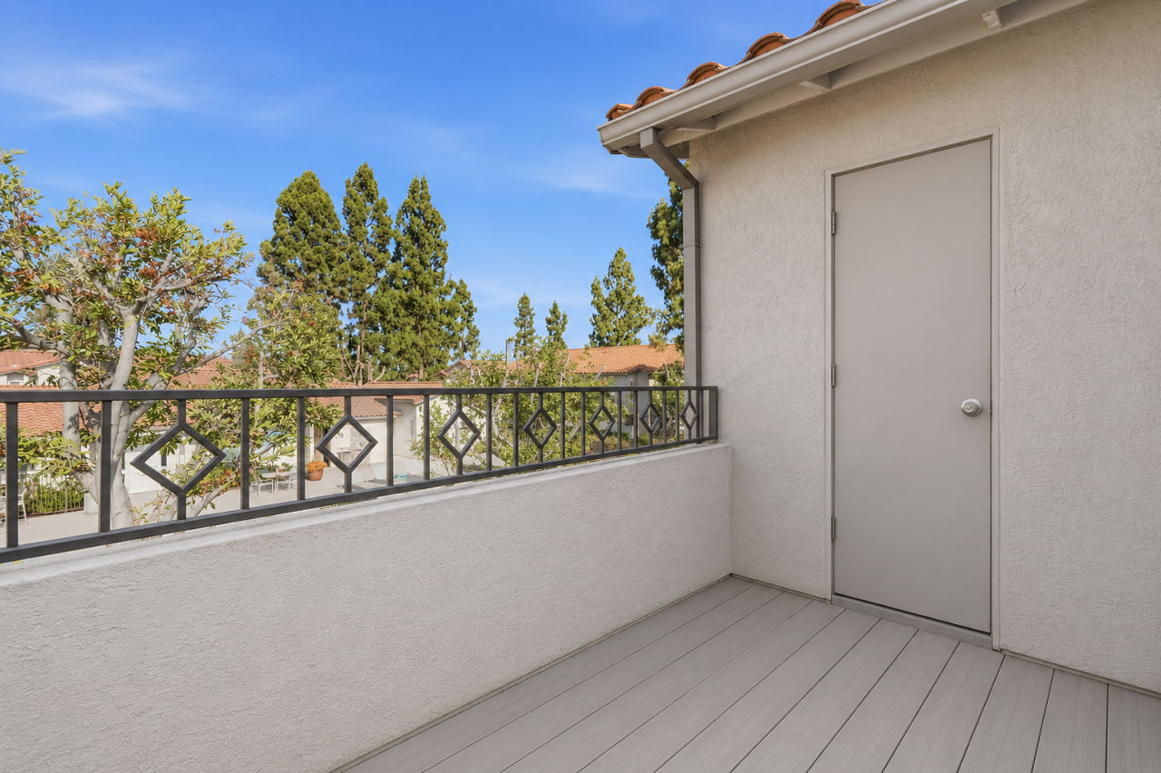 Adagio La Mesa Ca 23 of 30