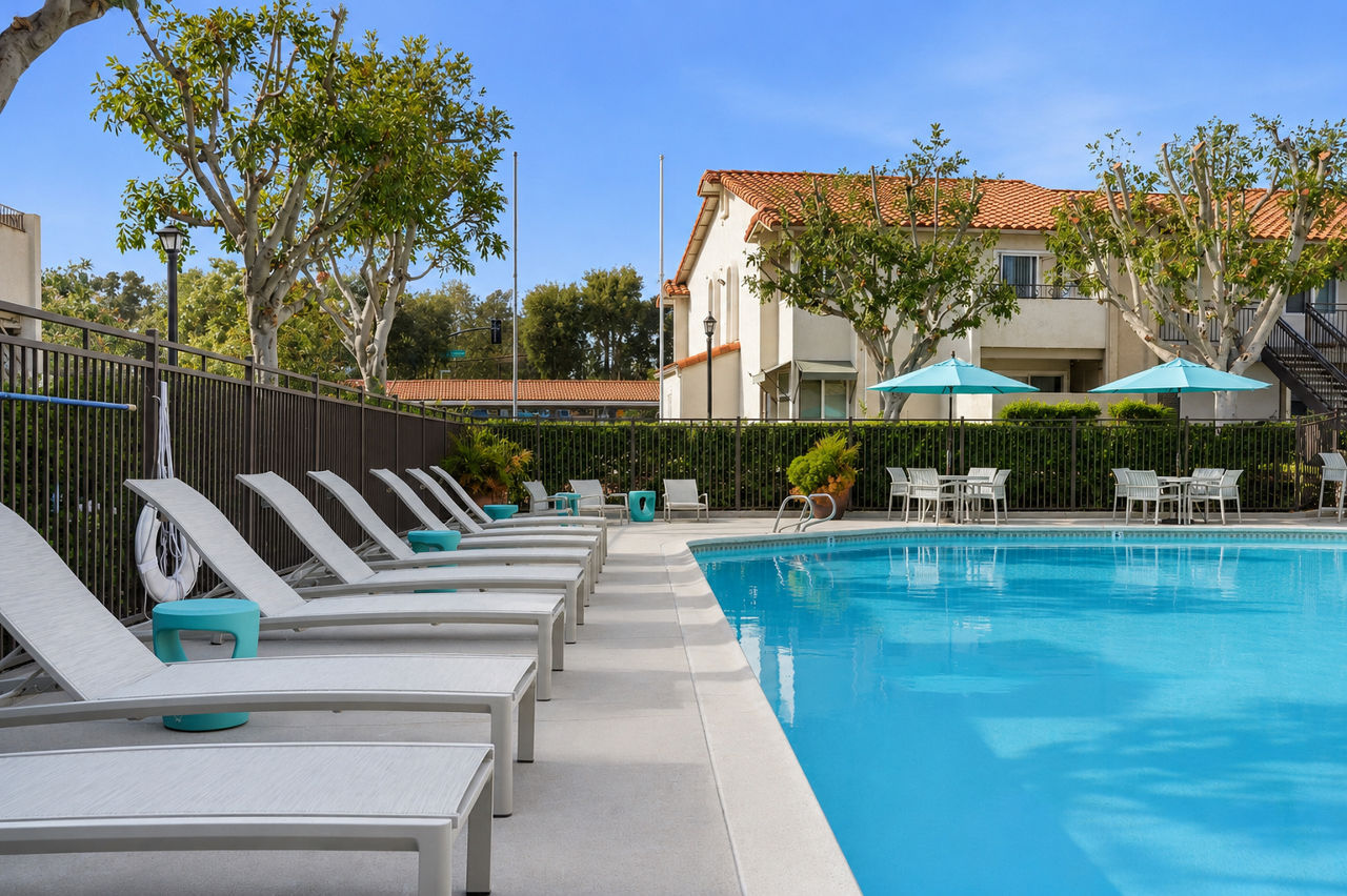 Adagio La Mesa Ca 3 of 12