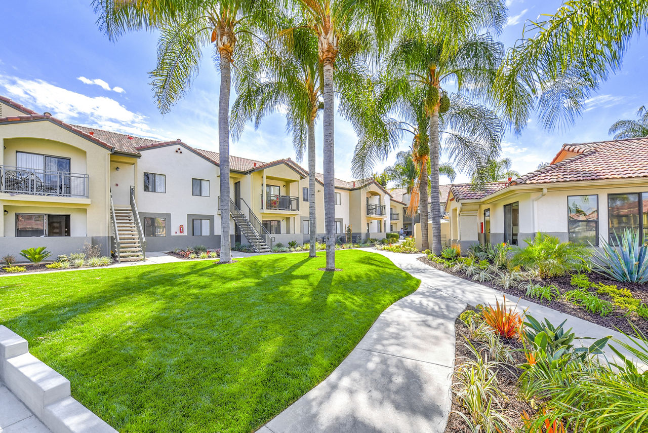 Altair Apartment Homes Escondido Ca 3 of 12