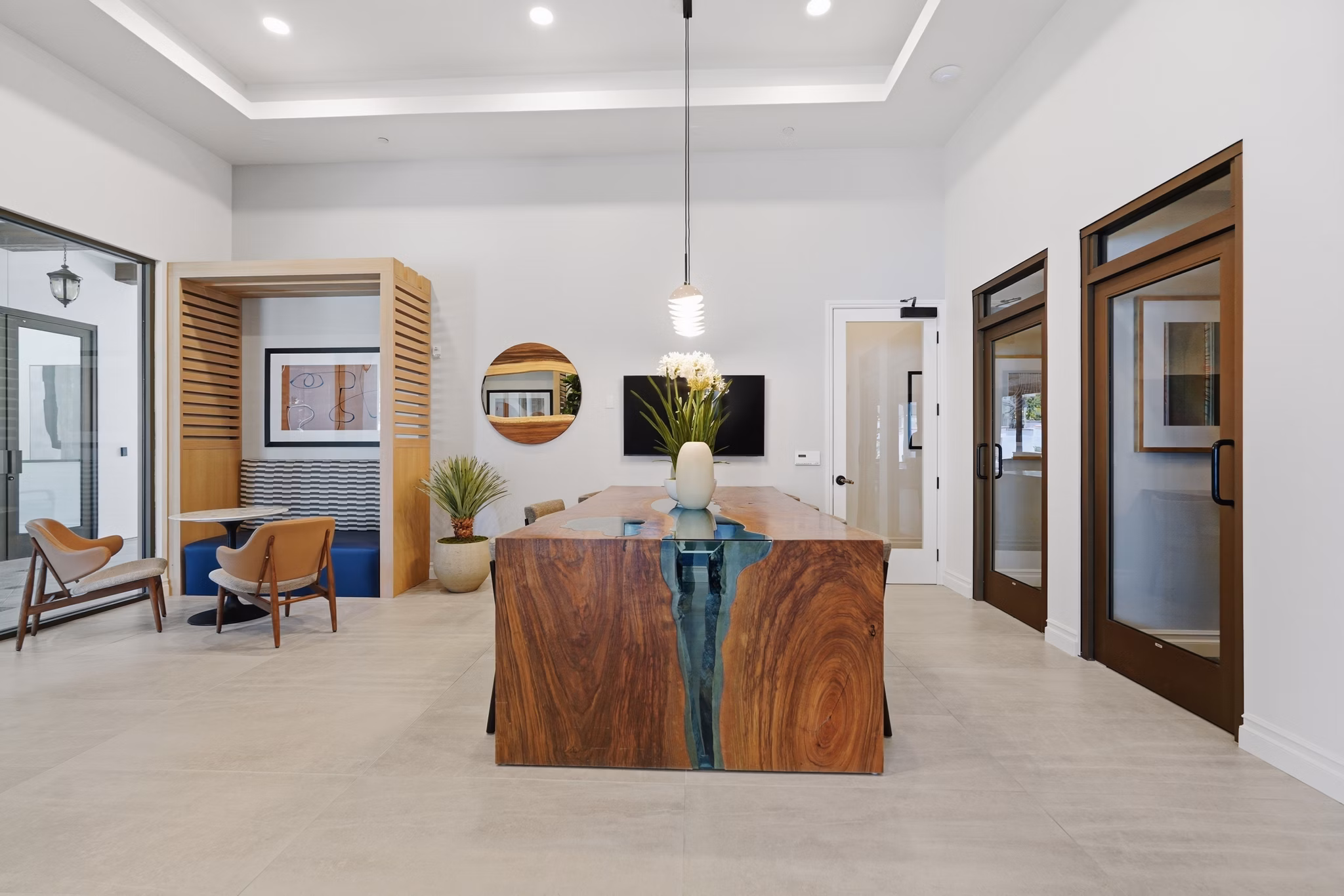 Clubhouse/Lobby at Avino Apartments