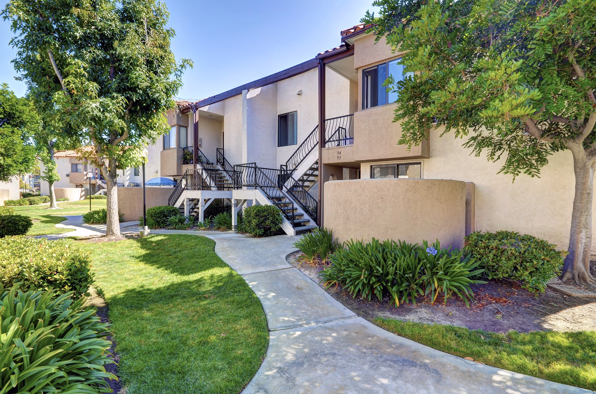 Building/Exterior at Casa Ruiz Apartments
