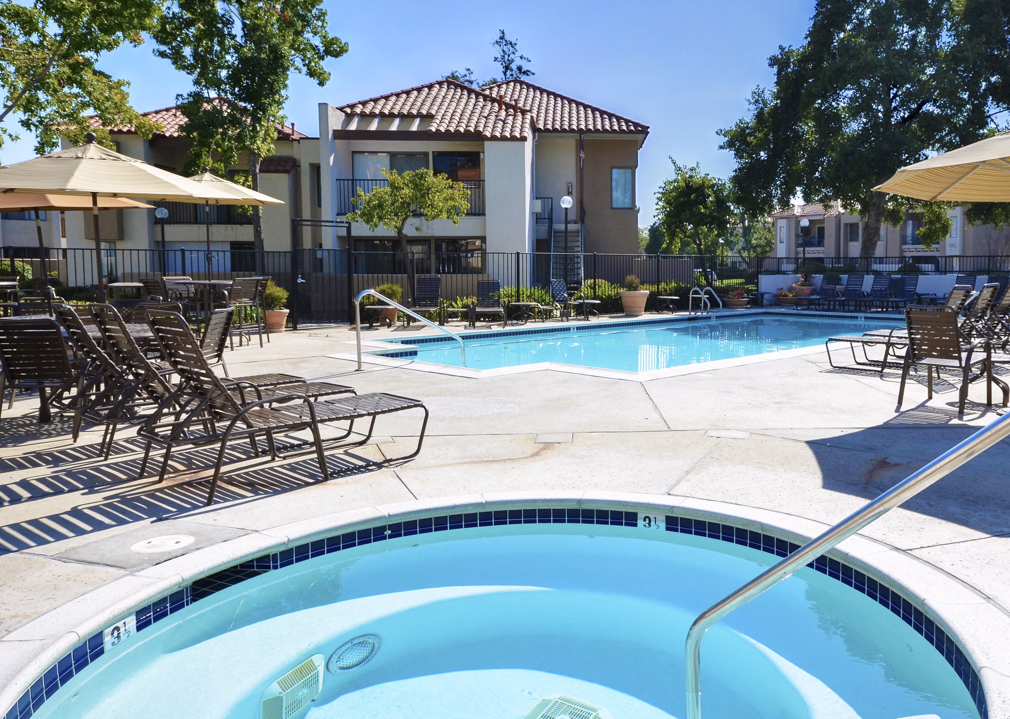 Pool at Casa Ruiz Apartments