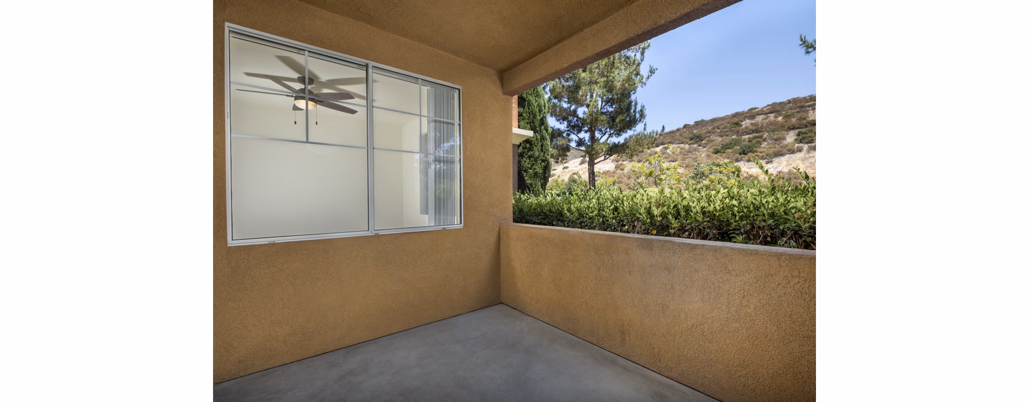 Clubhouse featuring modern decor and seating at Casoleil Apartments