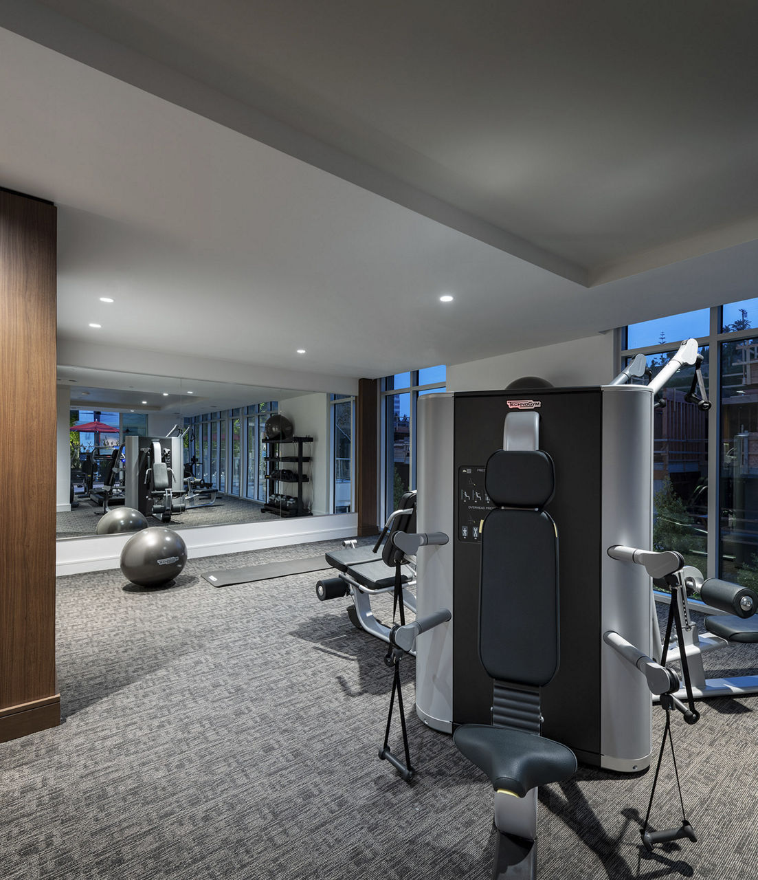 Gym at Kinley West La (3 of 3)