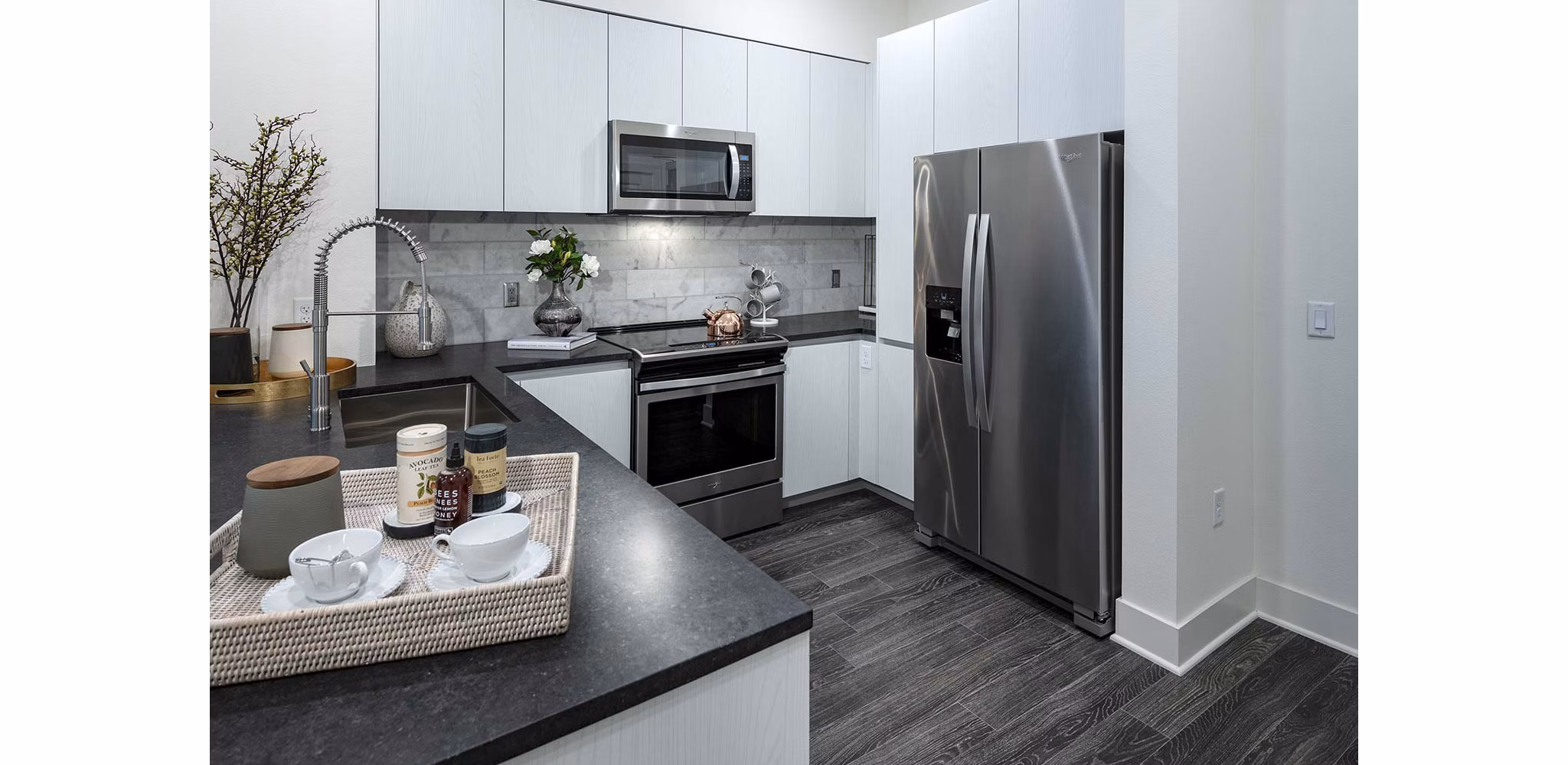 Kitchen at Kinley West LA Apartments