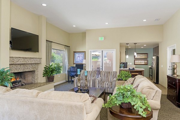 clubhouse at Navajo Bluffs Apartments