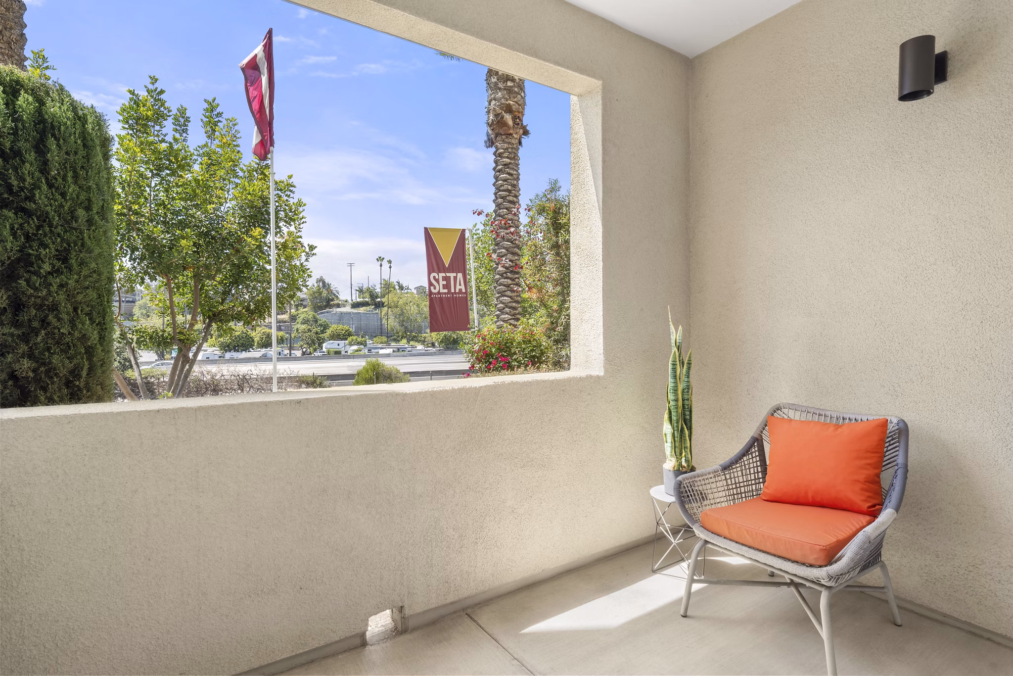 grill area at Seta Apartments 