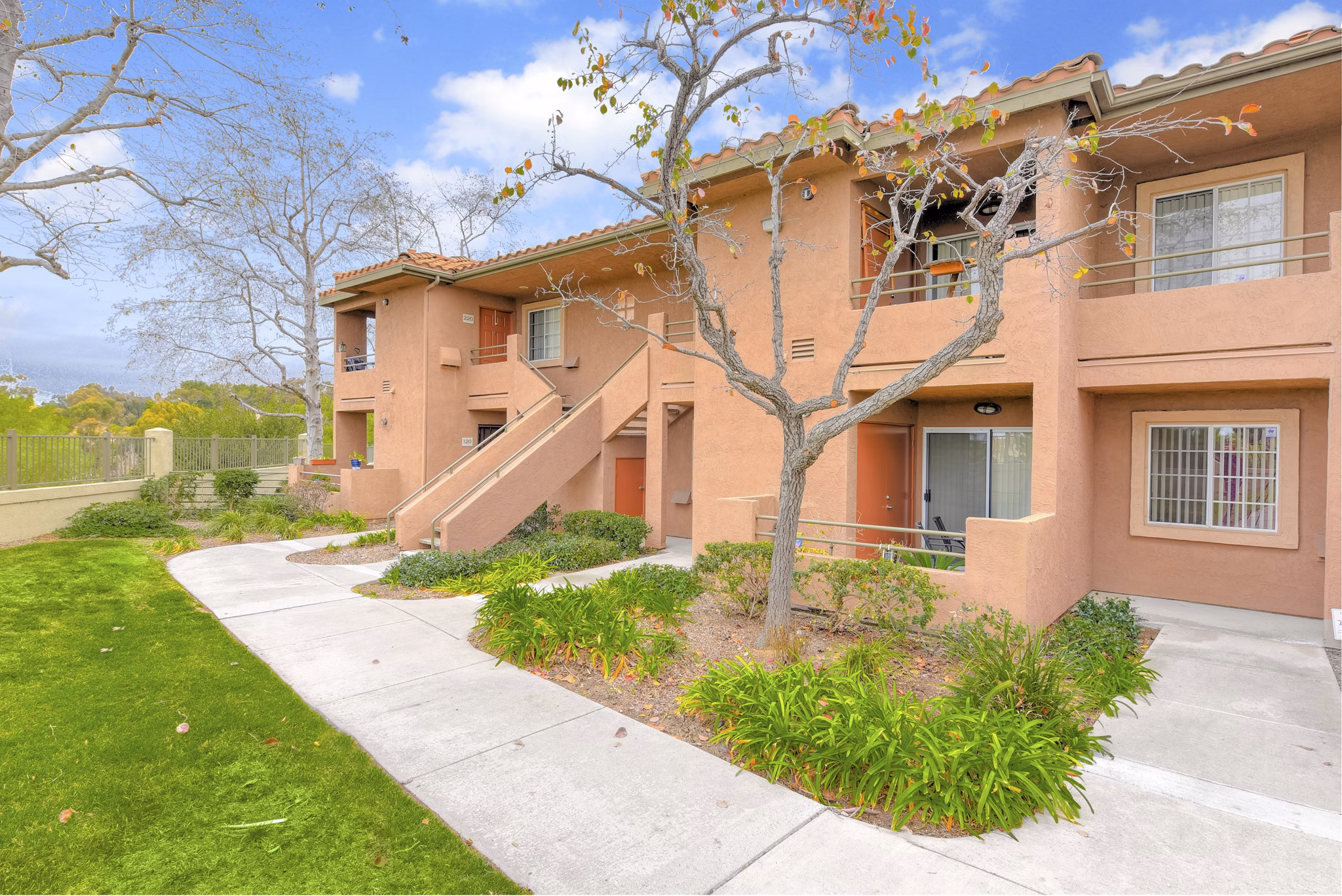 Sunbow Villas: Elegant of luxury apartments in Chula Vista
