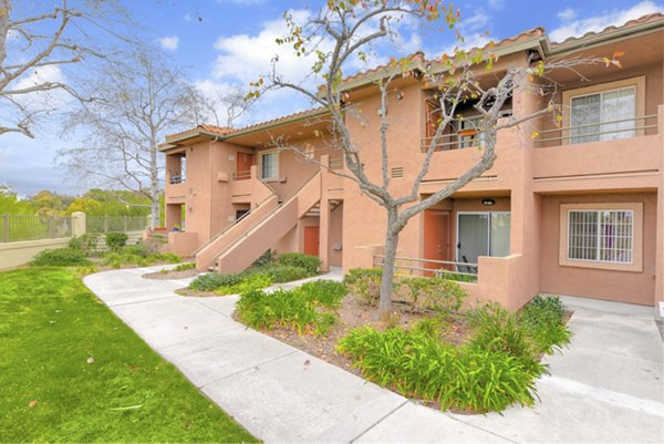 exterior at Sunbow Villas Apartments