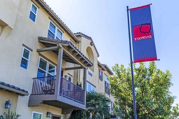 Tavera Apartments: Contemporary luxury building in San Diego