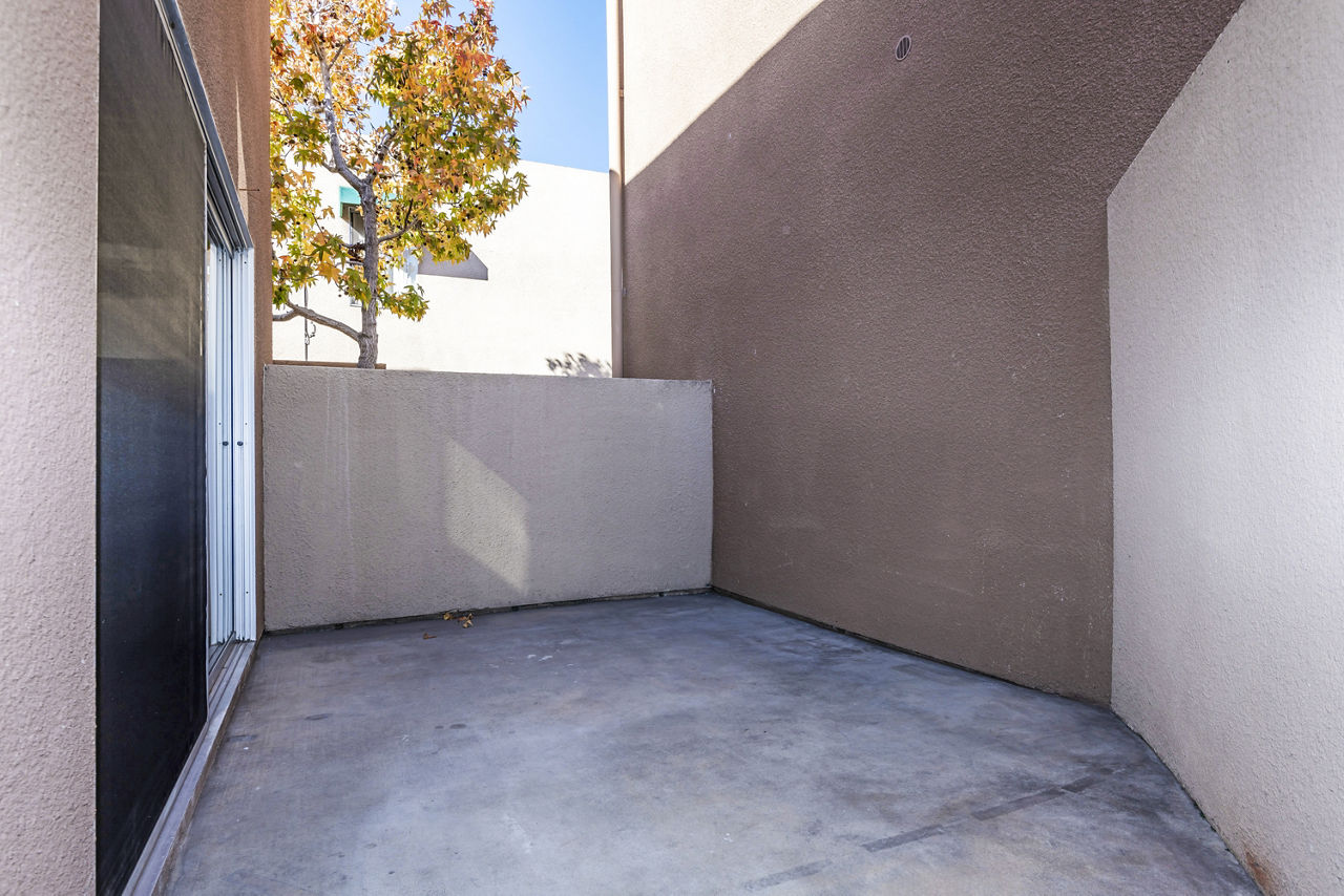 Village Square Apartments San Diego Ca 31 of 38