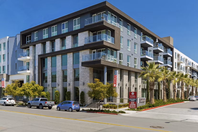 Vora Mission Valley East: contemporary of luxury apartments in San Diego