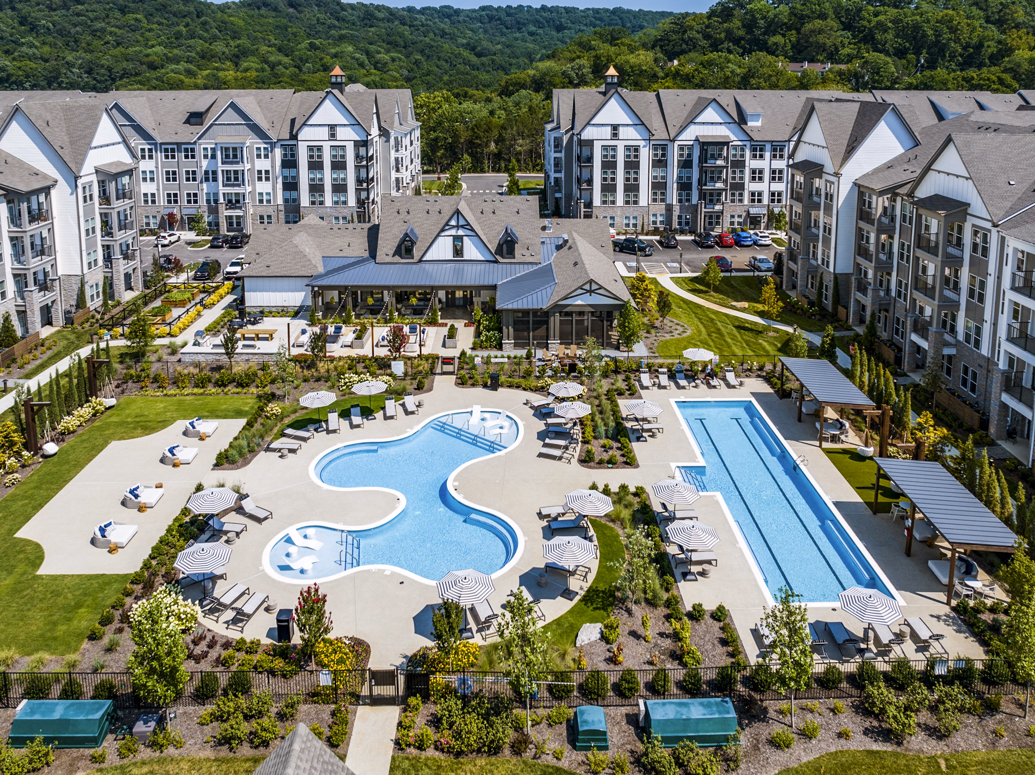 Property images of Harpeth Heights Apartments