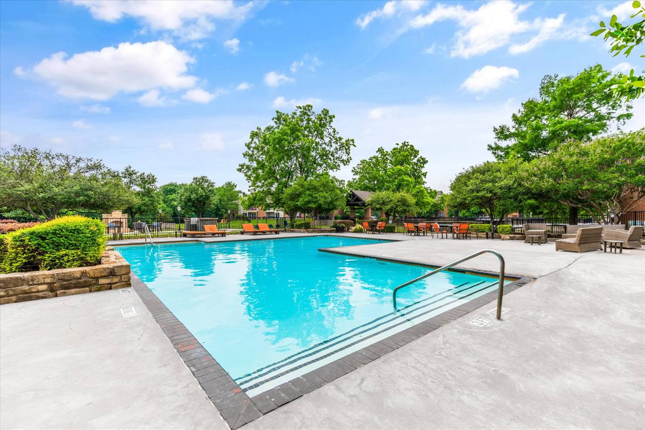 Ashford Apartments in Carrollton Greystar