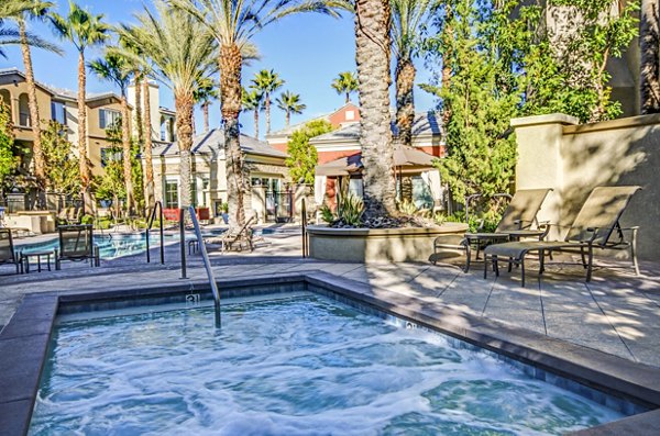 pool/hot tub/jacuzzi at Ridgestone Apartments