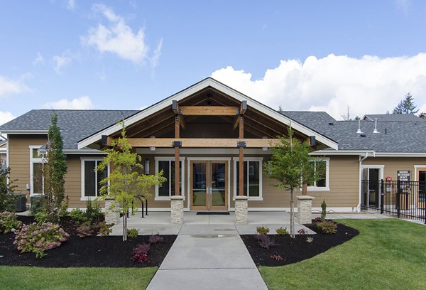 Britton Place Apartments: Contemporary luxury apartments in Lacey