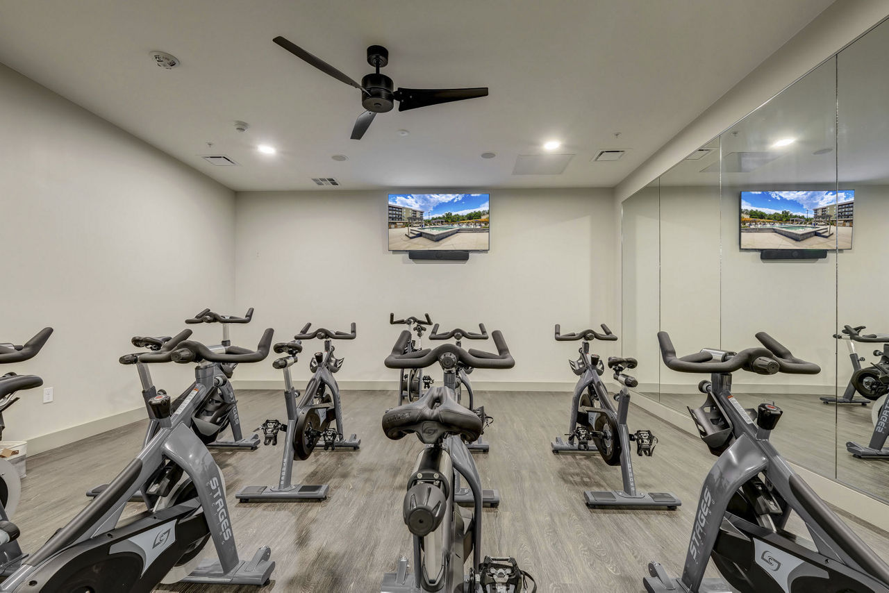 Gym at The Plaza At Pikes Peak (7 of 8)
