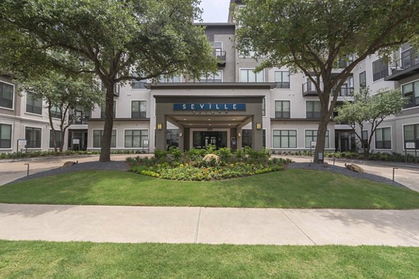 Seville Uptown Apartments: Elegant luxury apartments with landscaped in vibrant urban setting