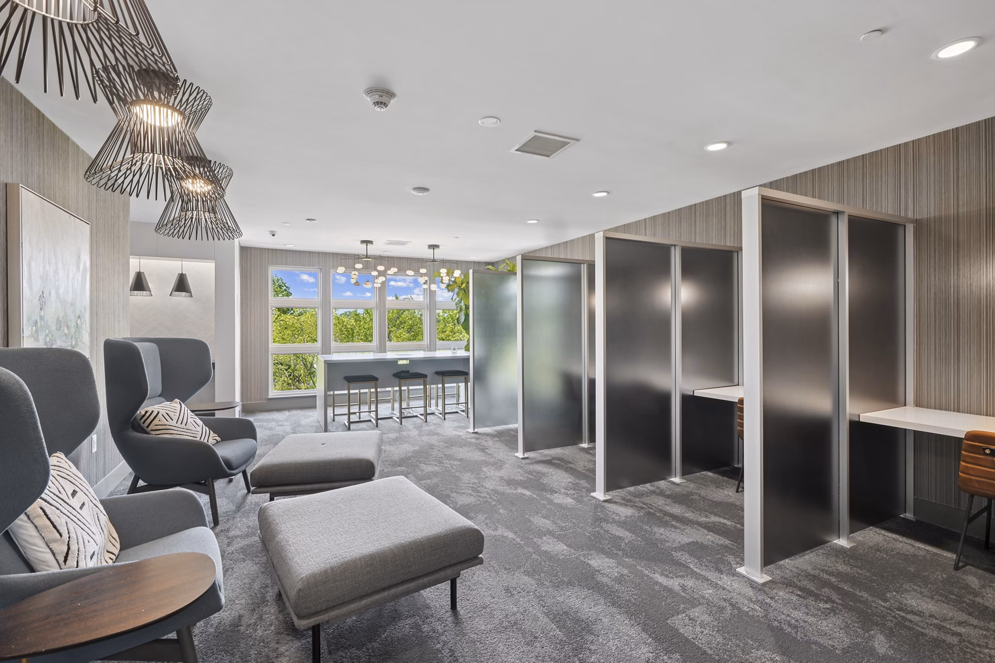 clubhouse at The Park at Woodbridge Station Apartments