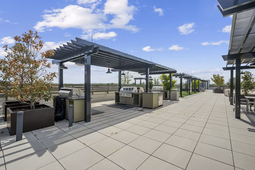 Patio at The Park at Woodbridge Station Apartments